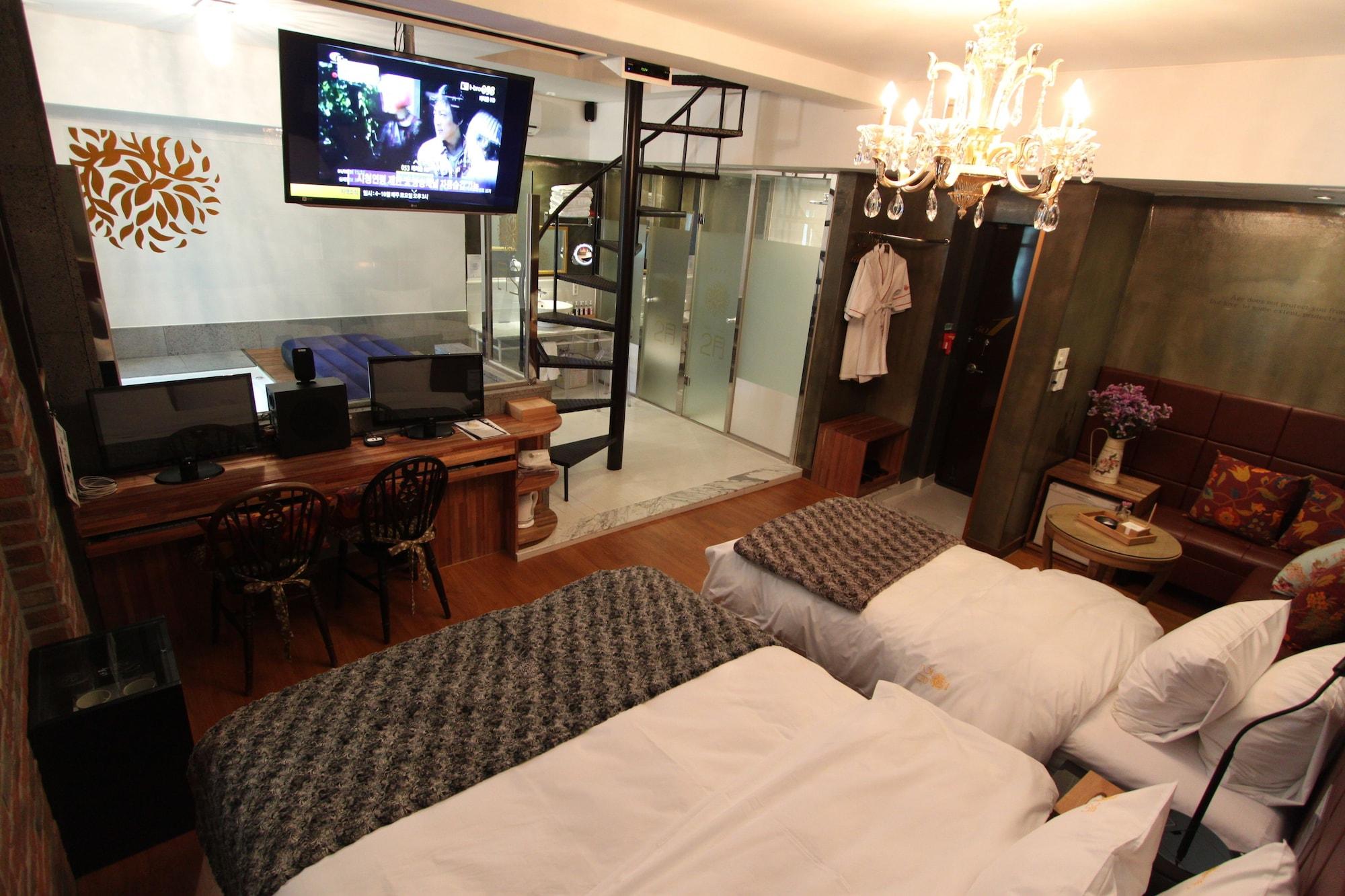 February Hotel Apsan Daegu Exterior foto