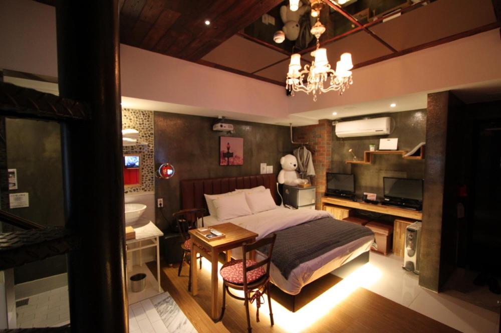 February Hotel Apsan Daegu Exterior foto